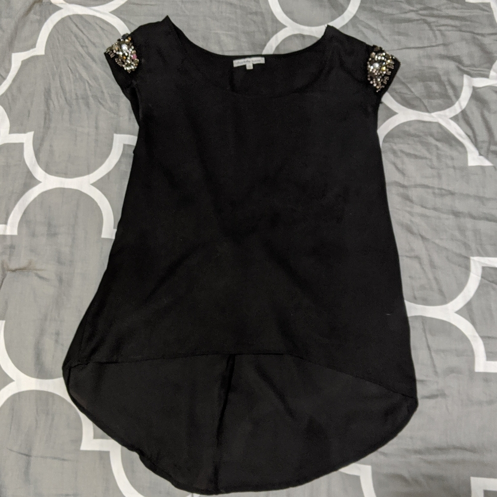 Flowy top with cute decorated sleeves